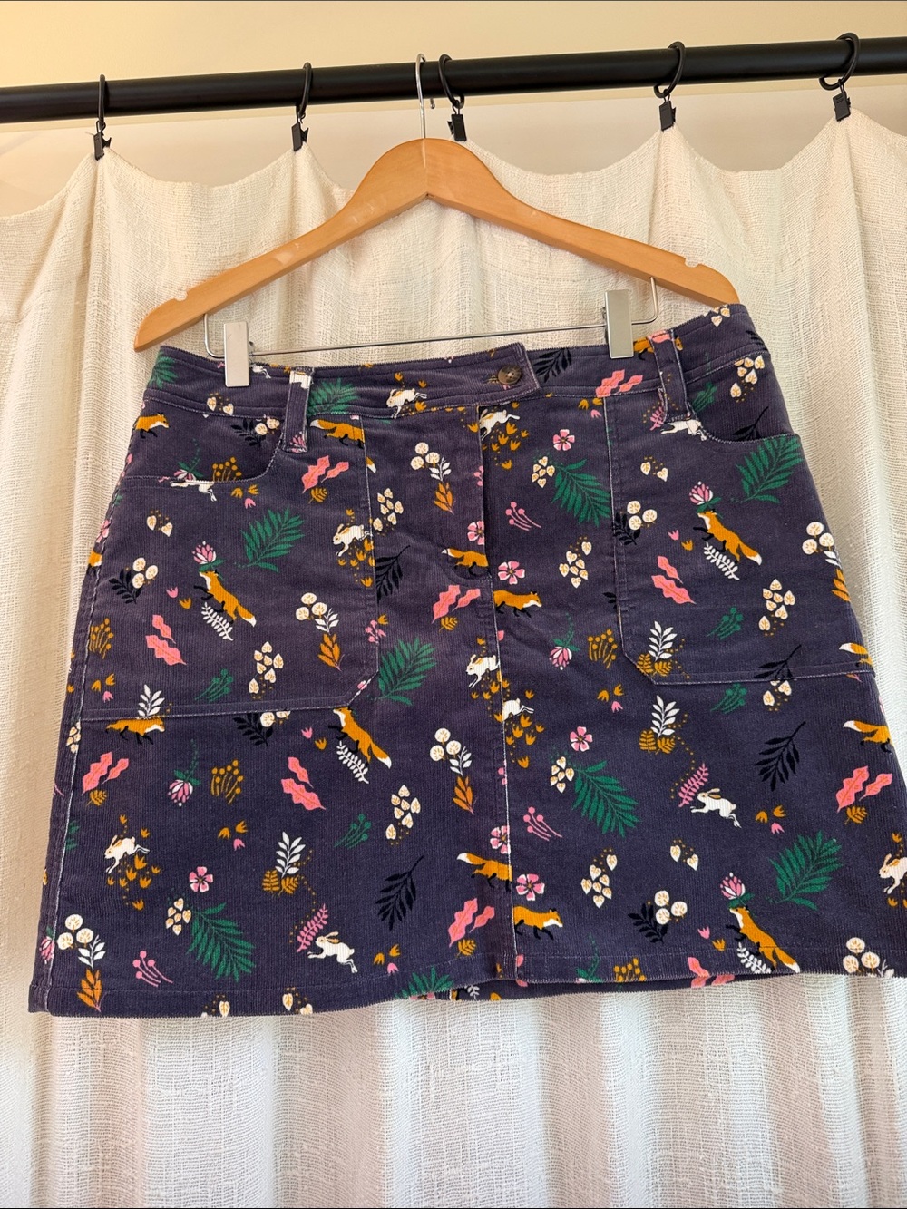 Boden Pinwhale Corduroy Mini Skirt with Multicolor Floral & Fox Print